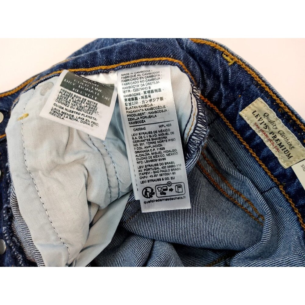 Levis Premium Womens 501 Original Fit Jeans Size 23x29 Medium Wash Denim - Picture 8 of 11